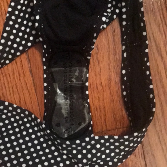 NWOT B/W polka dot bikini💕 - Picture 5 of 7